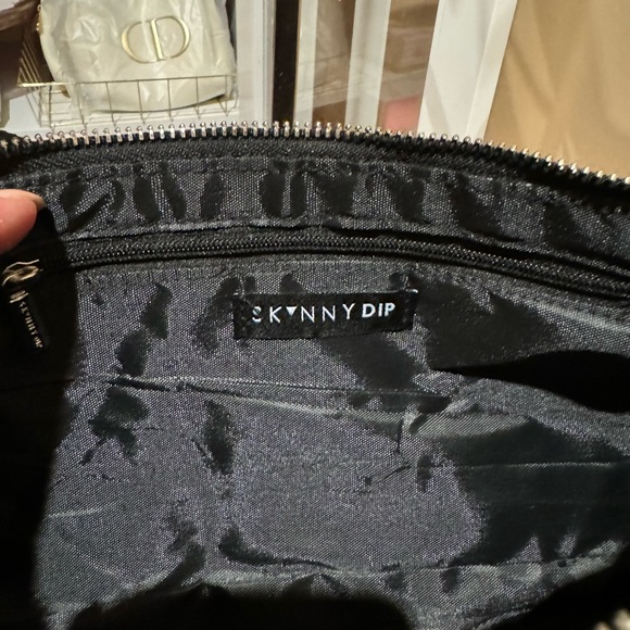 Skinnydip London Amber Smize Glitzy Shoulder Bag Black Multi Siver - Picture 6 of 8